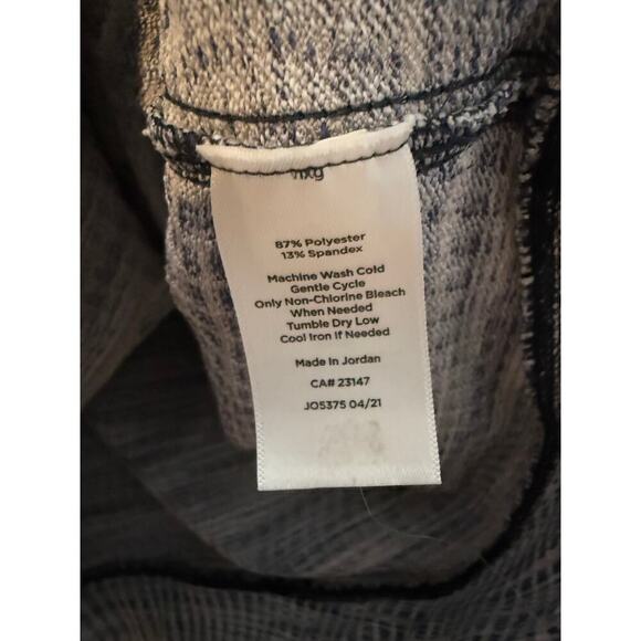 EUC T By Talbots Blue White Cowl Neck Pullover Petite Medium - Picture 6 of 6